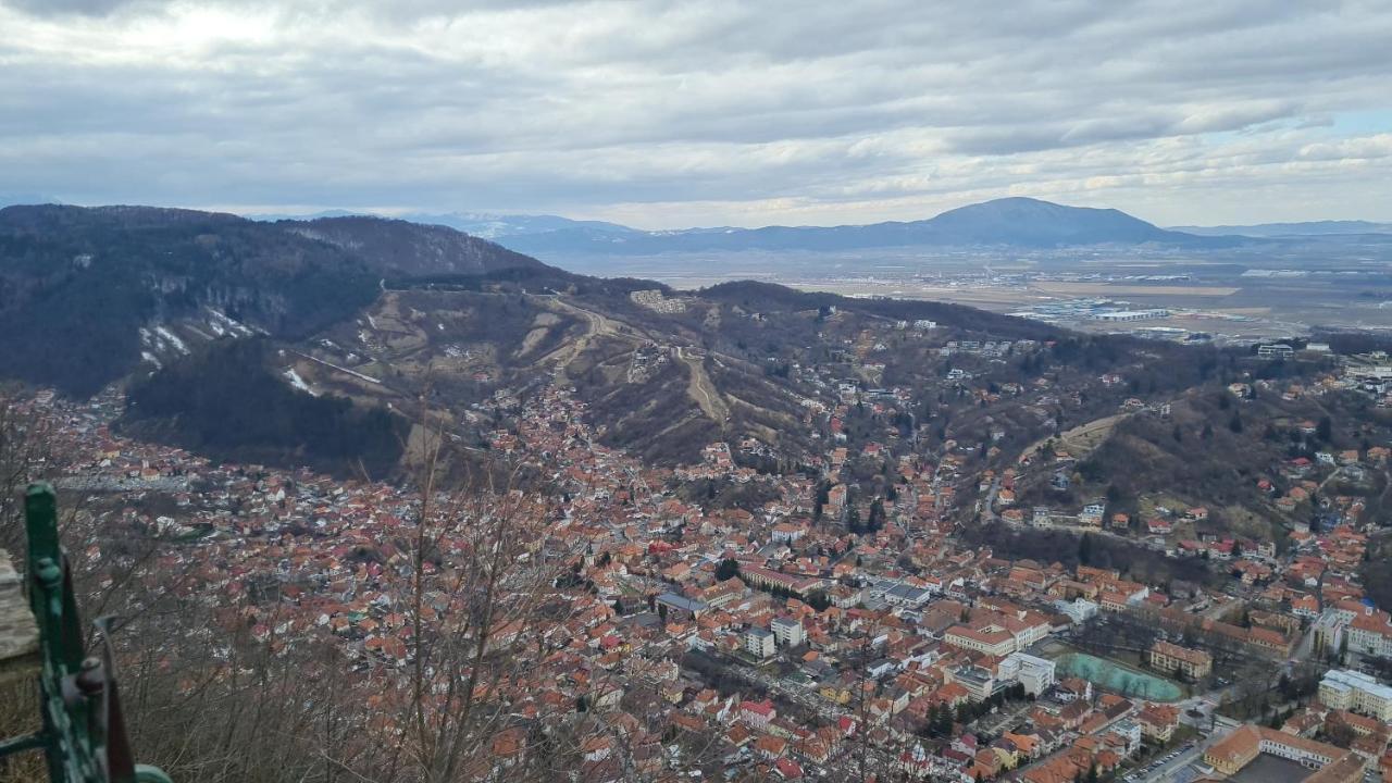 Pensiunea Kyfana Zărneşti Kültér fotó